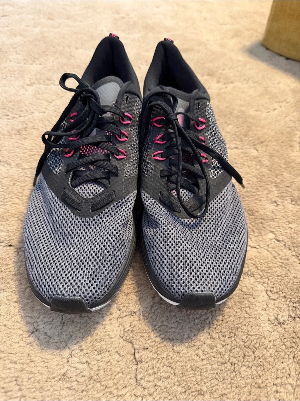Nike Women's Gray and Pink Mesh Athletic Running Shoes